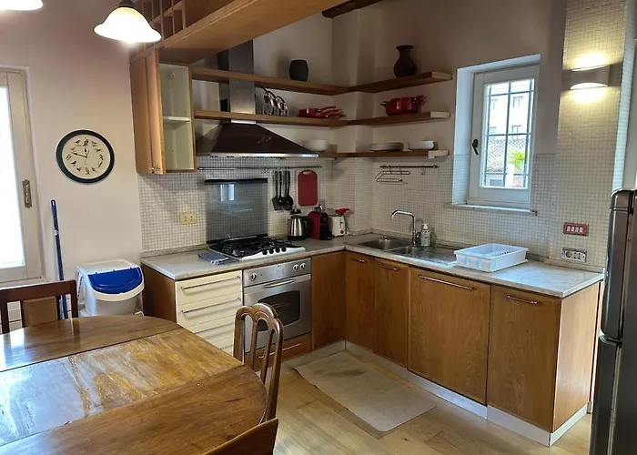 Vatican Retreat- 2bedrooms And 2 Bathrooms
