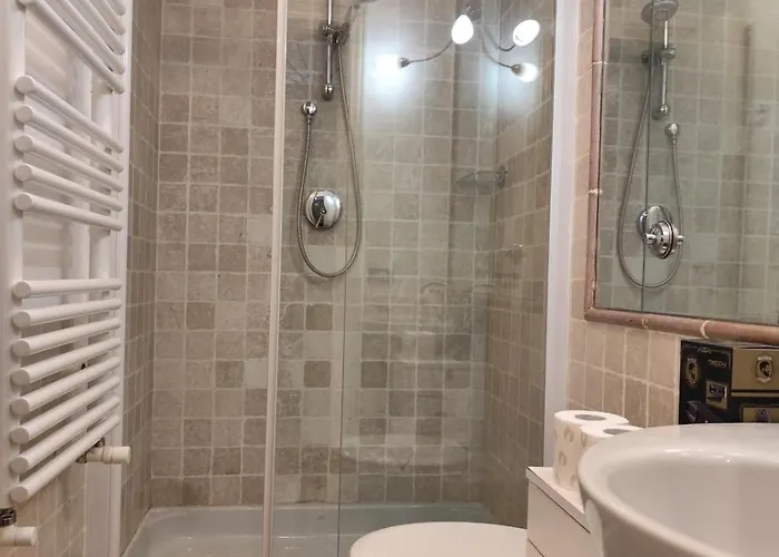 Vatican Retreat- 2bedrooms And 2 Bathrooms
