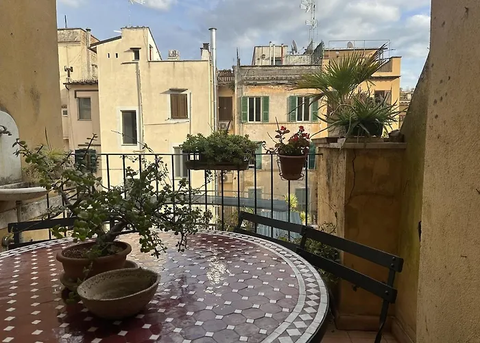 Vatican Retreat- 2bedrooms And 2 Bathrooms Apartment *
